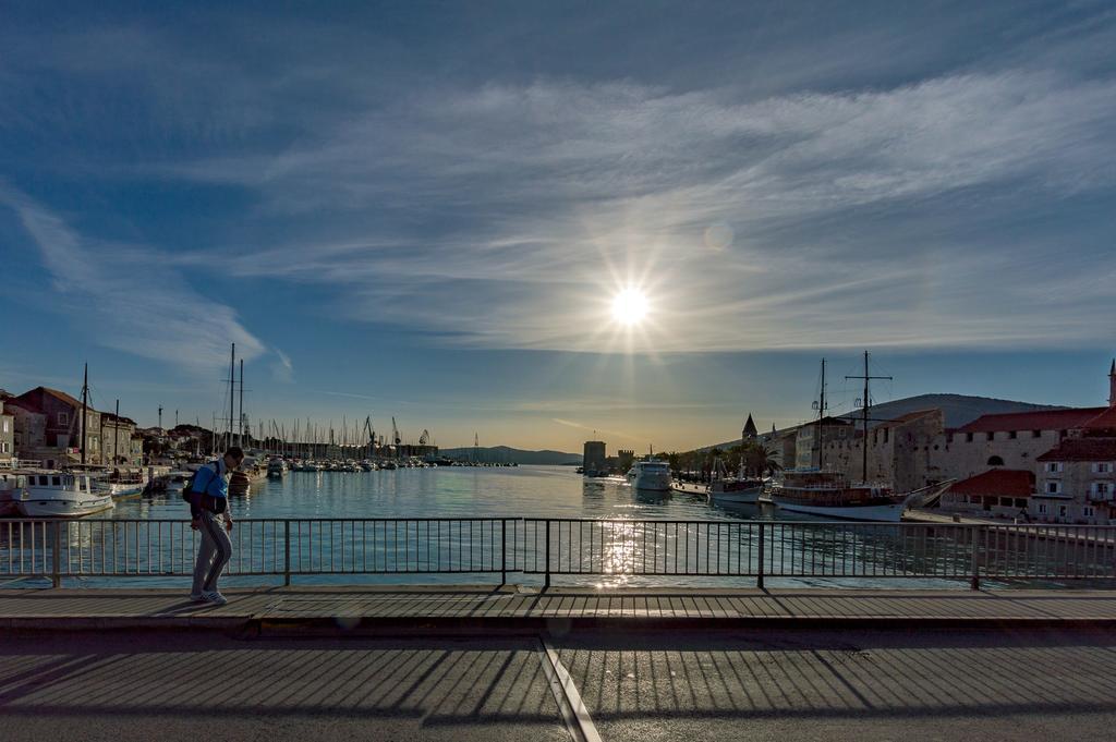 Apartmani Prkacin Trogir Exterior foto